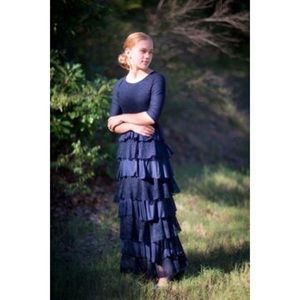 Dainty Jewells dreaming in vintage NAVY XL